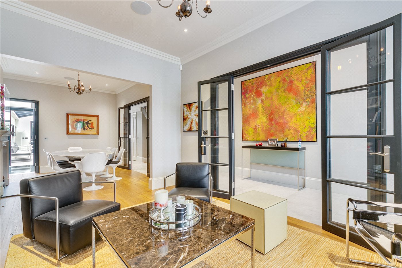 New Kings Road, Fulham/Parsons Green, London, SW6